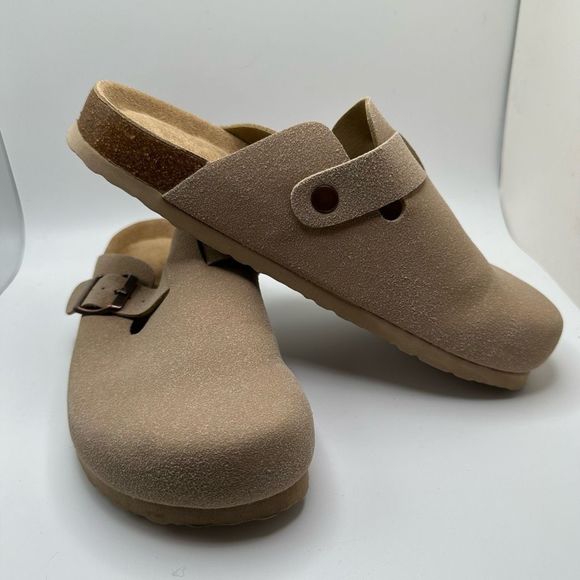 CUSHIONAIRE Women's Cork Footbed Clog 8 TAN - Picture 7 of 8